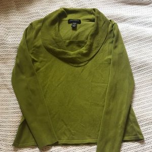 Green Fall Wear